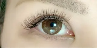 マツエク・マツパ 【那覇/束感まつ毛】 ｷｬﾒﾙのマツエク・マツパデザイン