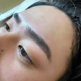 アイブロウ OPS hair ミクのマツエク・マツパデザイン