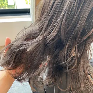 ミディアム Lafith hair lit所属・今井 悠菜のヘアスタイル