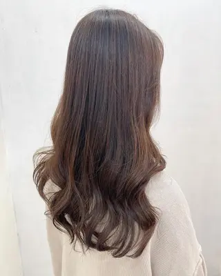 ロング 顔まわりレイヤー/ bob及川亜沙美のヘアスタイル