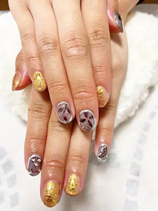 ネイル The Best Beauty受付担当のヘアスタイル