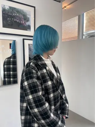 ショート カラー VISION   aoyama所属・かがやしづ ⭐️ハイトーンのヘアスタイル