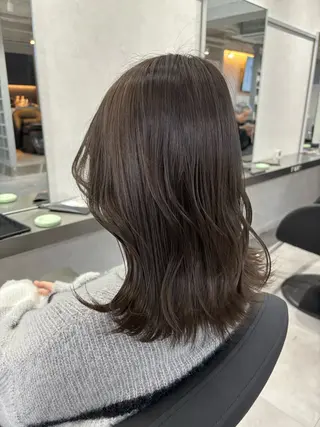 ミディアム カラー seiya/ ブリーチなしWカラーのヘアスタイル