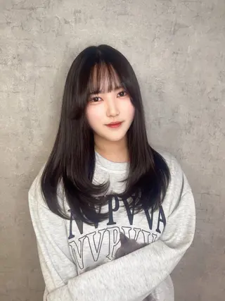 セミロング KAEDE🎀 ジャニオタ美容師のヘアスタイル