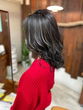 セミロング カラー 【髪質改善】タケウチ 【手で乾かすだけ】のヘアスタイル