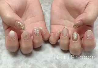 ネイル ネイルリボン 受付スタッフのネイルデザイン