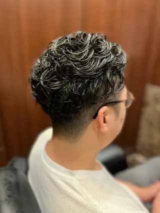 ショート ヒロ銀座ヘアーサロン 五反田店所属・寺嶋 涼のヘアスタイル