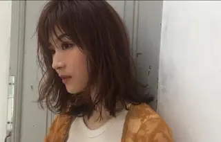 ミディアム カラー Ere.by bonheur所属・Ere bybonheurのヘアスタイル