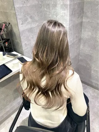 セミロング _WHITE難波店[アンダーバーホワイト]所属・艶カラー/髪質改善 /韓国風/中村嘉秀のヘアスタイル