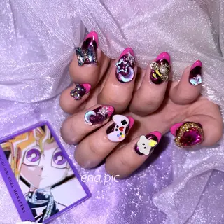 ネイル toyvenail 🖤enaのネイルデザイン