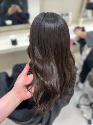 セミロング カラー ヘアアレンジ 韓国レイヤー＆ピンク 艶髪🩶maikoのヘアスタイル