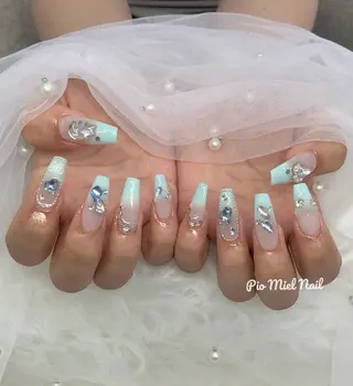 セミロング HANA 長さだしのネイルデザイン