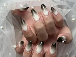 ネイル ToliyDeliy Nail Salonのネイルデザイン