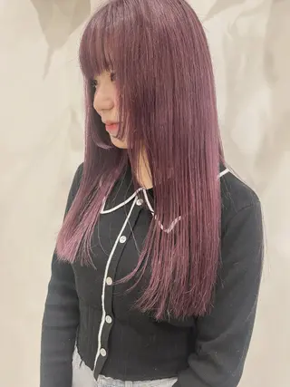 カラー 💛🤍U too e’s 鎌倉🧸のヘアスタイル