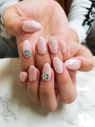 ネイル 河野ちえ (雑誌掲載サロン)のネイルデザイン