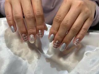 ネイル lil shine .nail所属・中尾 葉月のネイルデザイン