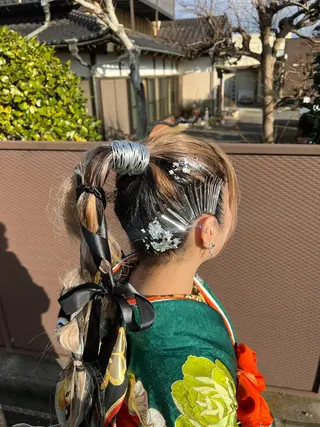 ヘアアレンジ 艶カラー/アレンジ/ はまぐちうみのヘアスタイル