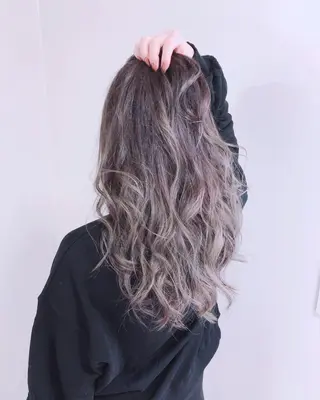 ロング カラー ANAZAhair アナザ　ヘアーのヘアスタイル