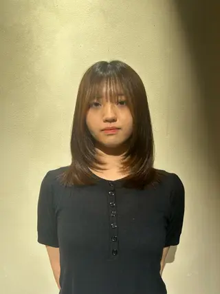 ミディアム 鈴木 心々麦のヘアスタイル