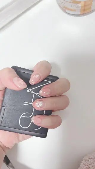 ネイル E·U·B ネイル所属・横浜市中区曙町 E·U·Bネイルのネイルデザイン