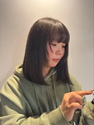 ミディアム カラー fleur by safari所属・石井 一真のヘアスタイル