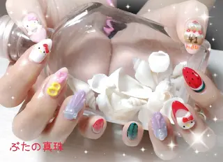 ネイル 林 珠里のネイルデザイン