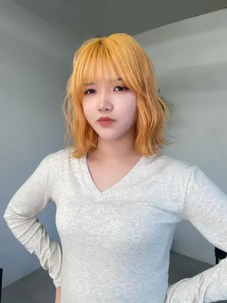 ショート カラー カットモデル/ ハイトーン/ゆうあのヘアスタイル