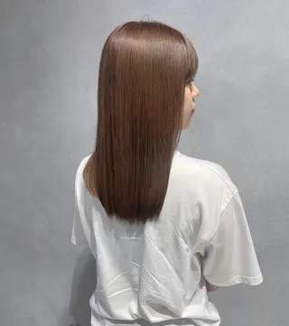 セミロング カラー 唐澤 千尋のヘアスタイル