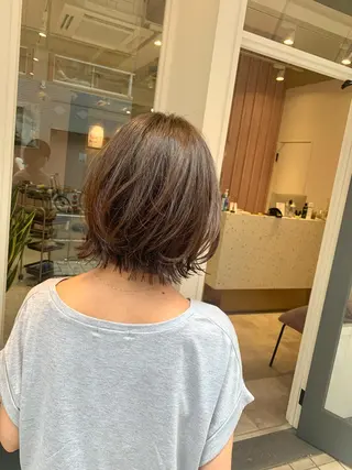 ショート カラー 🥀韓国ヘア🥀 宮津真菜のヘアスタイル