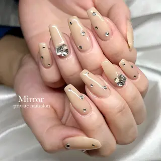 ネイル nailsalon Mirrorのネイルデザイン