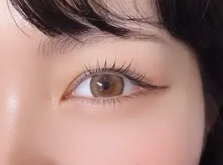 マツエク・マツパ Fiara アイラッシュ合同研修所所属・藤原 涼花のマツエク・マツパデザイン