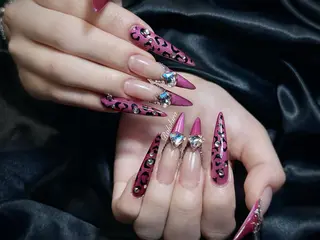 ロング Rola kira nail salon所属・Rola kira 麗のネイルデザイン