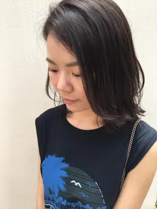 ミディアム THE DAY所属・AKI HASHIMOTOのヘアスタイル