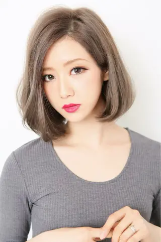 ミディアム カラー タケ ウチのヘアスタイル