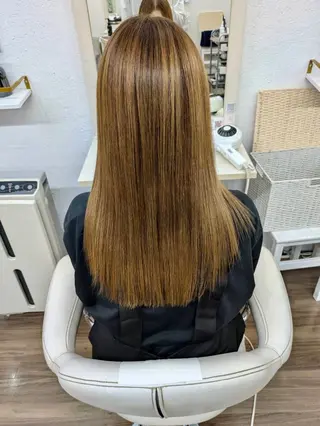 ロング GLOSS 心斎橋 山上のヘアスタイル