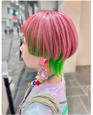 ショート カラー GARU-ガル-所属・TSUNO🦖 派手髪/オタク美容師のヘアスタイル
