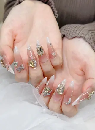 ネイル lucky nail 歌舞伎町のネイルデザイン