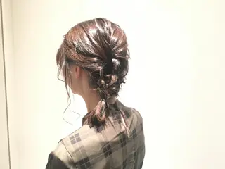 ミディアム カラー ヘアアレンジ 野々村 朋美のヘアスタイル