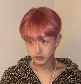 ショート カラー ORGN.所属・二千華 /派手髪デザインのヘアスタイル