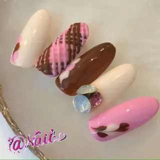 ネイル 小尾 栞のネイルデザイン