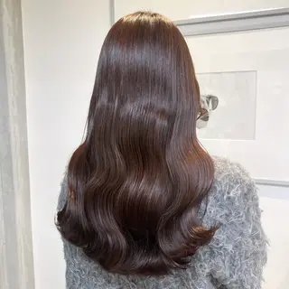 ロング カラー カジュアルを女っぽく 𝗮𝘆𝗮𝗰𝗼のヘアスタイル