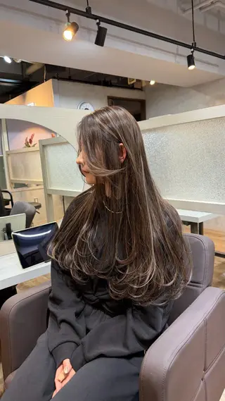 ロング カラー STELLA所属・心斎橋なんば 大野竜輝のヘアスタイル