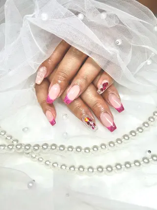 ネイル 【Laule‘a 】のネイルデザイン