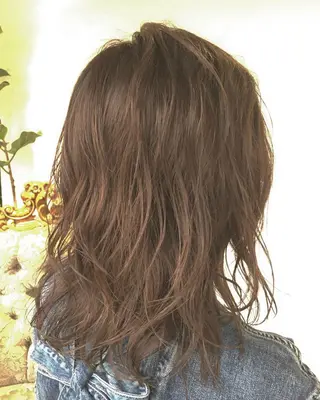 セミロング カラー パーマ ヘアアレンジ エグチ アキラのヘアスタイル