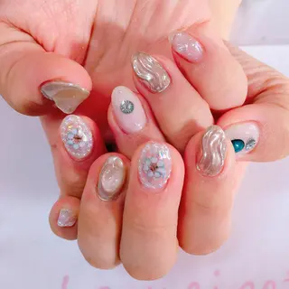 ネイル La neige* yuki 🥯🍑のネイルデザイン