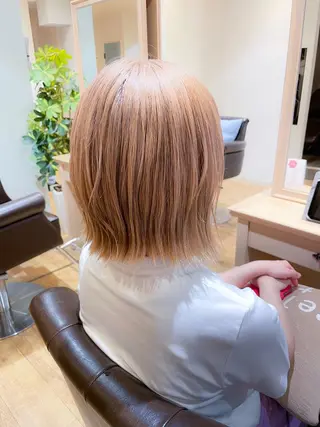 ショート カラー 高嶋 憂蘭々のヘアスタイル