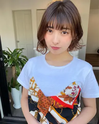 ミディアム カラー 成松 勇治のヘアスタイル