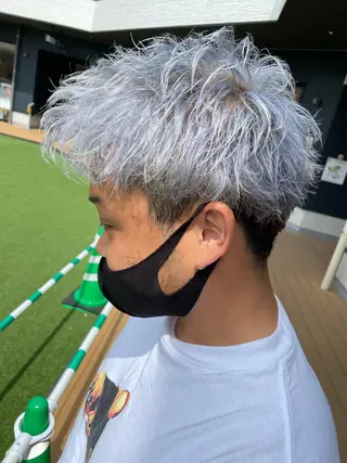 ショート カラー メンズ メンズヘア特化 崎田 成人のヘアスタイル