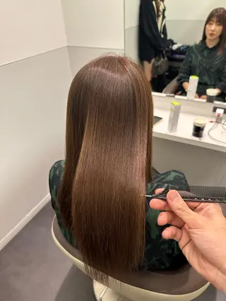 セミロング Wisteria所属・美髪特化✨ 伊織✨縮毛矯正✨のヘアスタイル