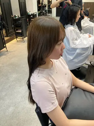 カラー 加茂野 緑のヘアスタイル